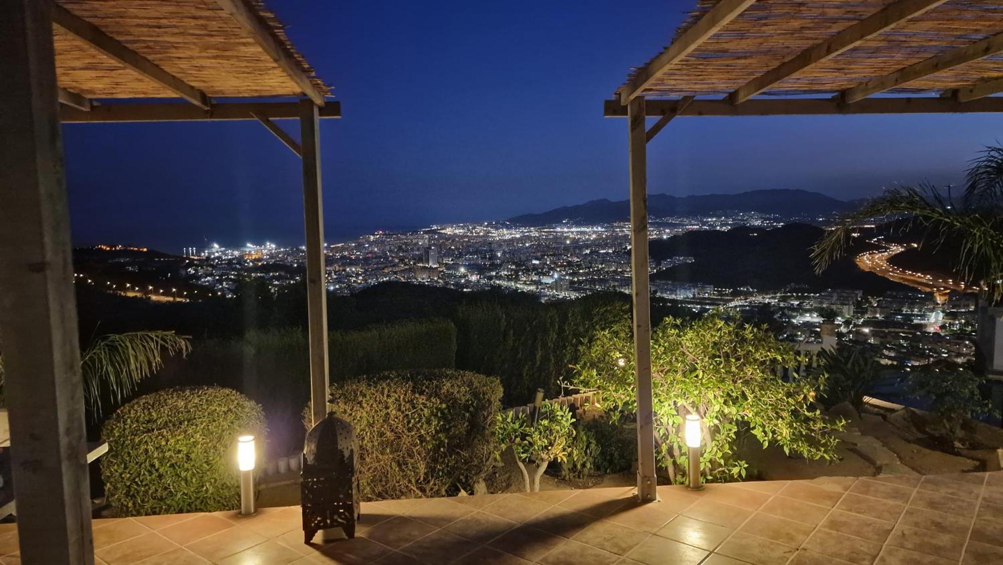 Villa Angel Malaga Bagian luar foto